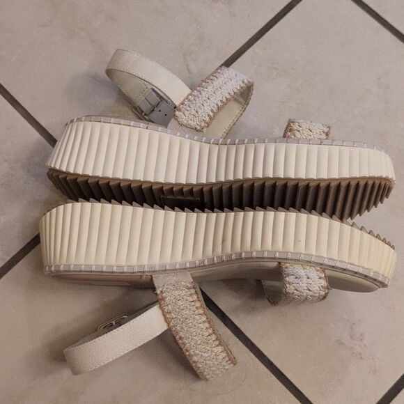 NEW Dolce Vita Drake Platform Sandals Cream Color Ivory Fabric Size 9 - Picture 4 of 10